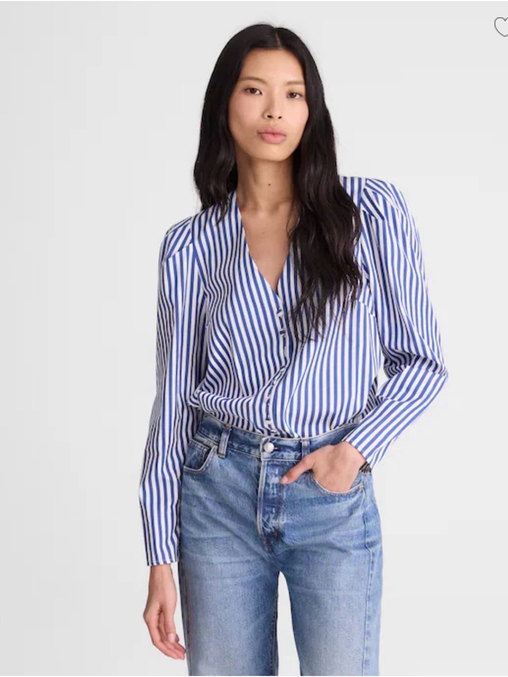 Madewell Stacked-Button V-Neck Shirt in Poplin